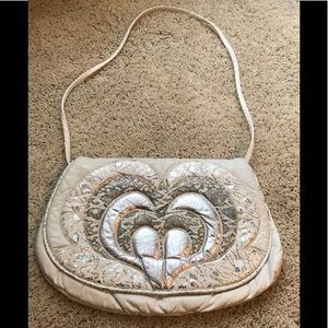 Vintage shoulder bag